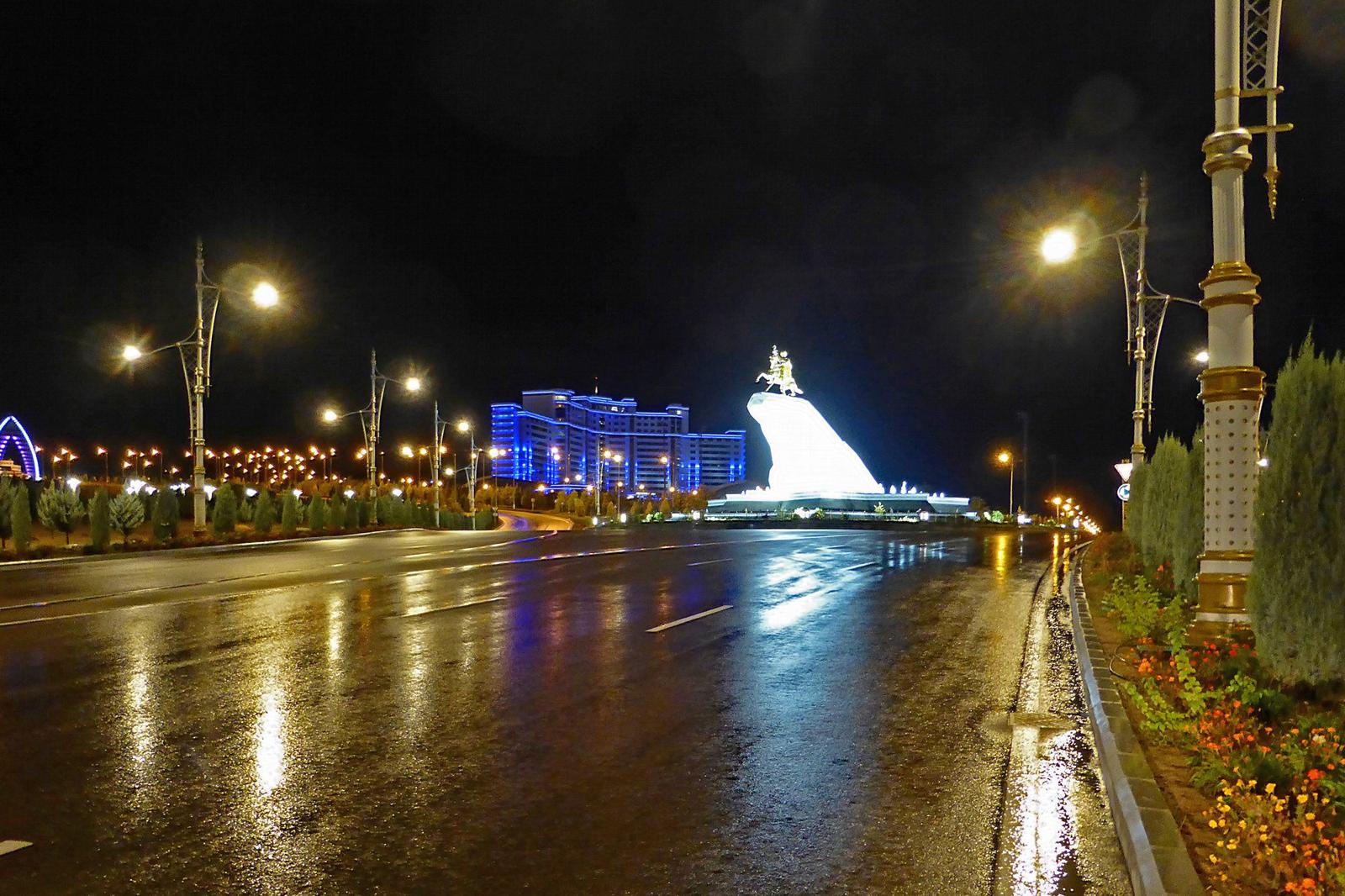 Höhepunkte Turkmenistans ab Aschgabat: 5 Tage mit Darvaza, Nisa, Nokhur und Merv — 1 / 7