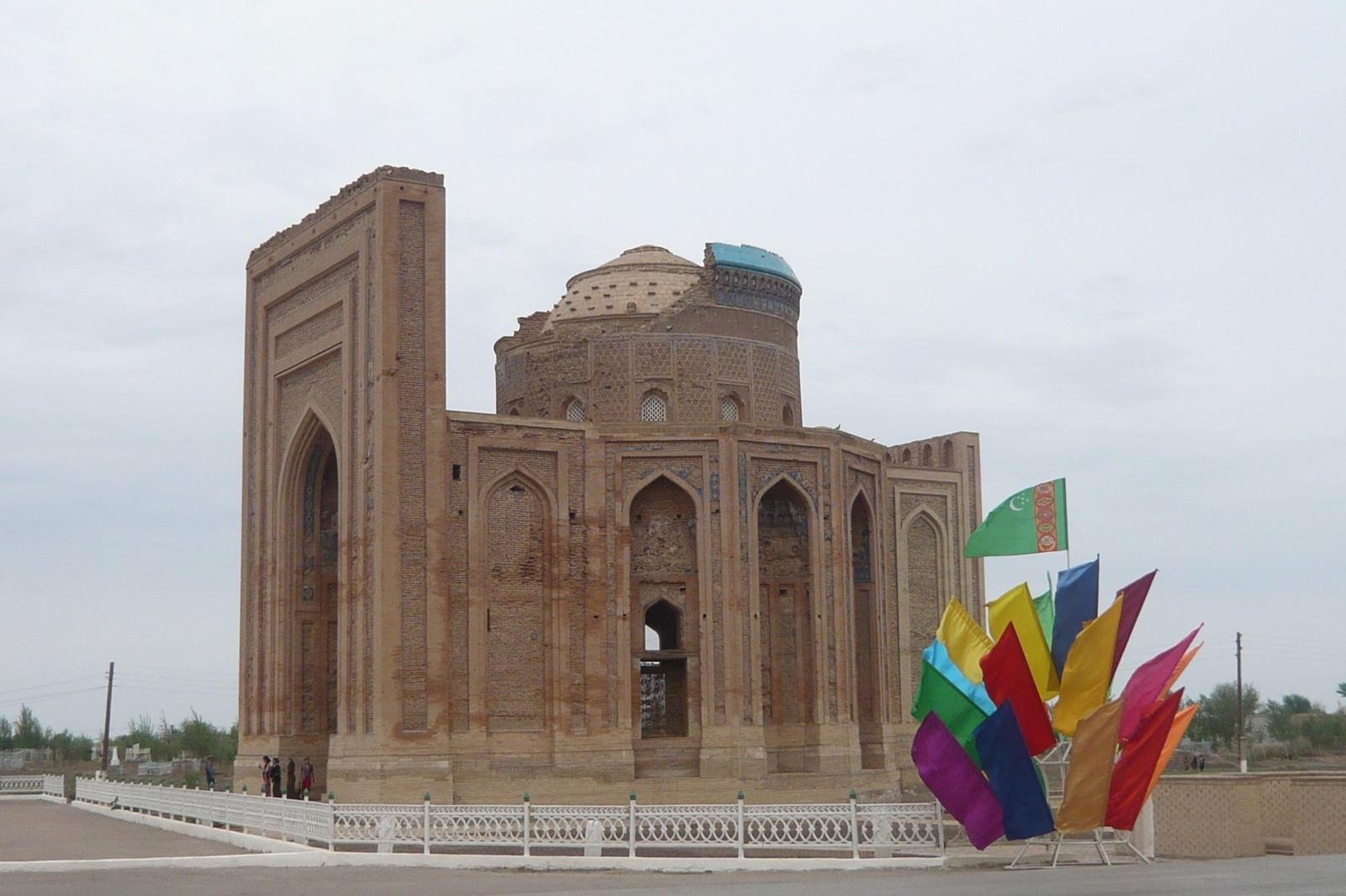 Da Bukhara a Khiva attraverso il Turkmenistan: 4 giorni tra Merv, Ashgabat e Darvaza — 8 / 9